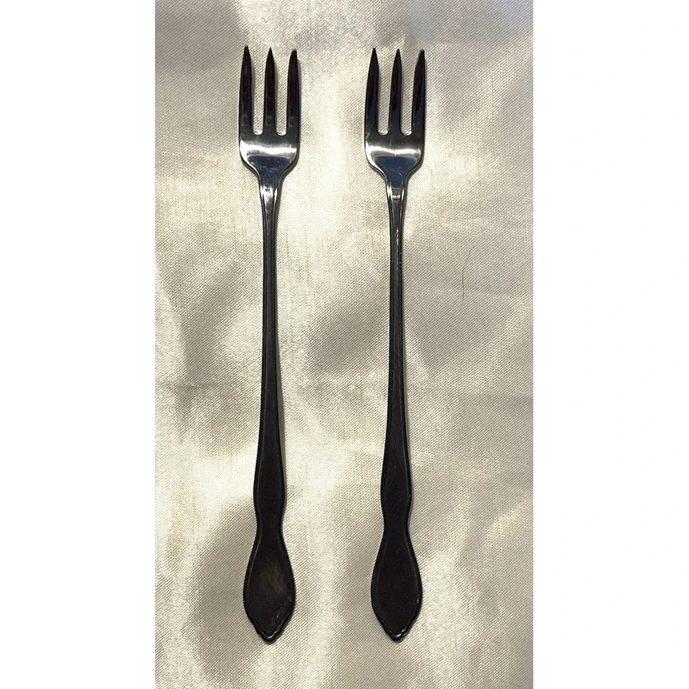 Set of‎ 2 Vintage Brushed Pattern Cocktail Forks 1981 Rogers Oneida Ltd